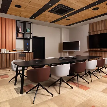 Otel Hyatt Place 4*