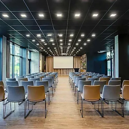 Отель Hyatt Place 4*