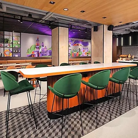 Hyatt Place Отель 4*